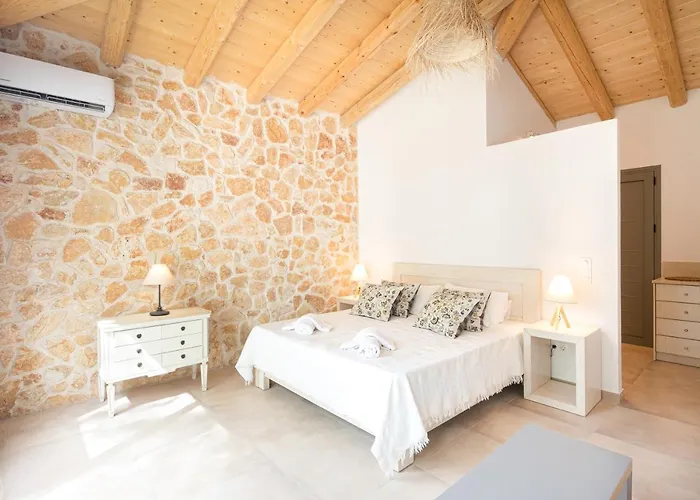 Marina Vista Luxury Front Γουβιά