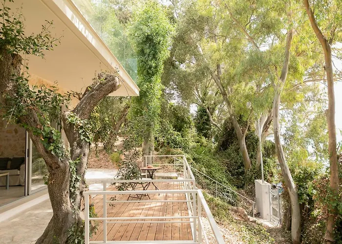 Διαμέρισμα Marina Vista Luxury Front Γουβιά